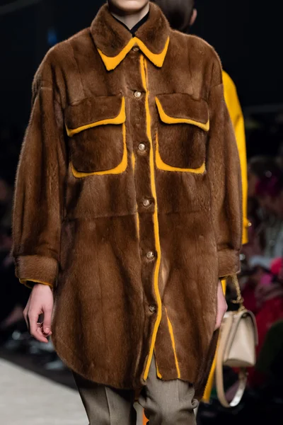 Look 55